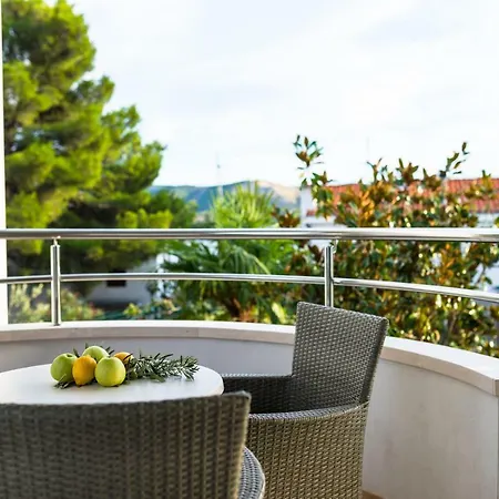 Croatica Apartman *